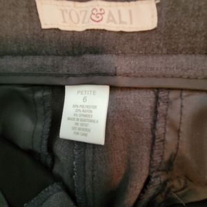 Roz  & Ali Grey pants, size 6P